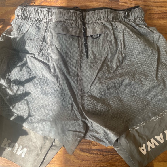 Satisfy Running NWOT Techsilk 8” Shorts - Picture 3 of 8